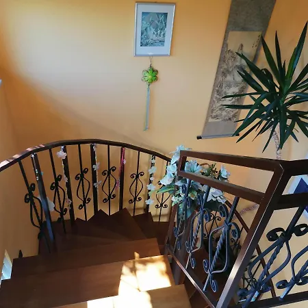 At Marian's Place Appartement Spuhlja