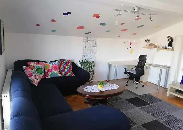 At Marian's Place * Spuhlja